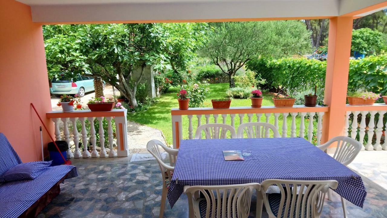 Apartmani Nimcevic Biograd Na Moru Buitenkant foto