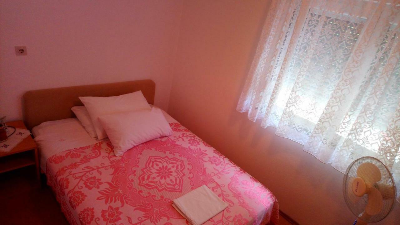 Apartmani Nimcevic Biograd Na Moru Buitenkant foto