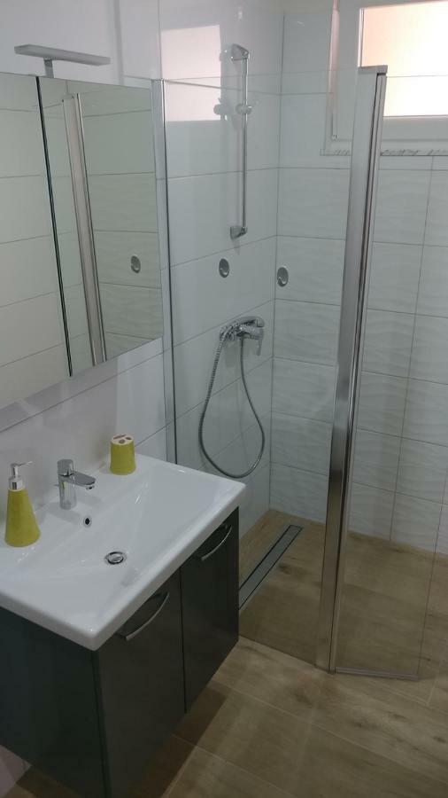 Apartmani Nimcevic Biograd Na Moru Buitenkant foto