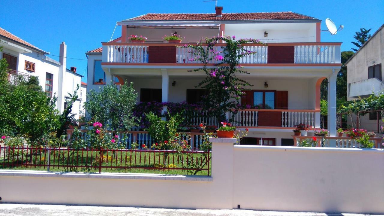 Apartmani Nimcevic Biograd Na Moru Buitenkant foto