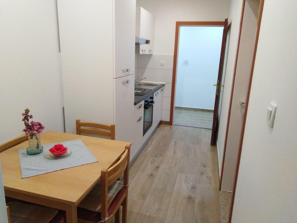 Apartmani Nimcevic Biograd Na Moru Buitenkant foto