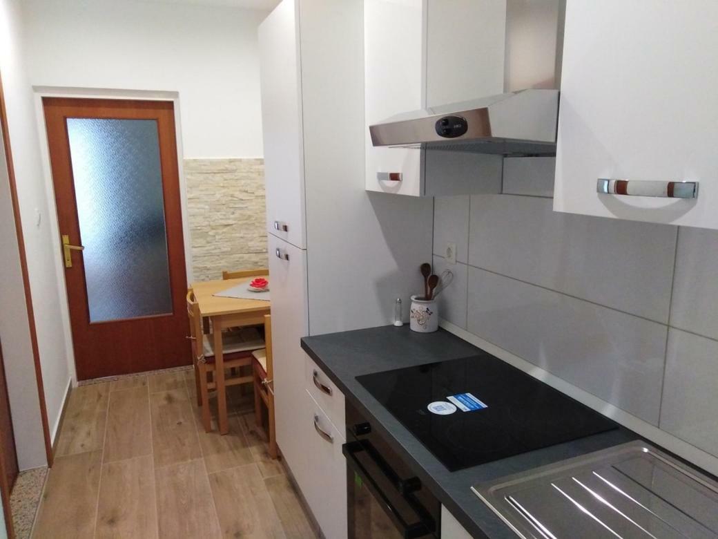 Apartmani Nimcevic Biograd Na Moru Buitenkant foto