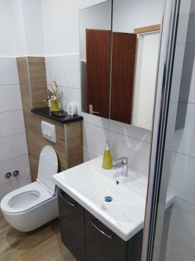 Apartmani Nimcevic Biograd Na Moru Buitenkant foto