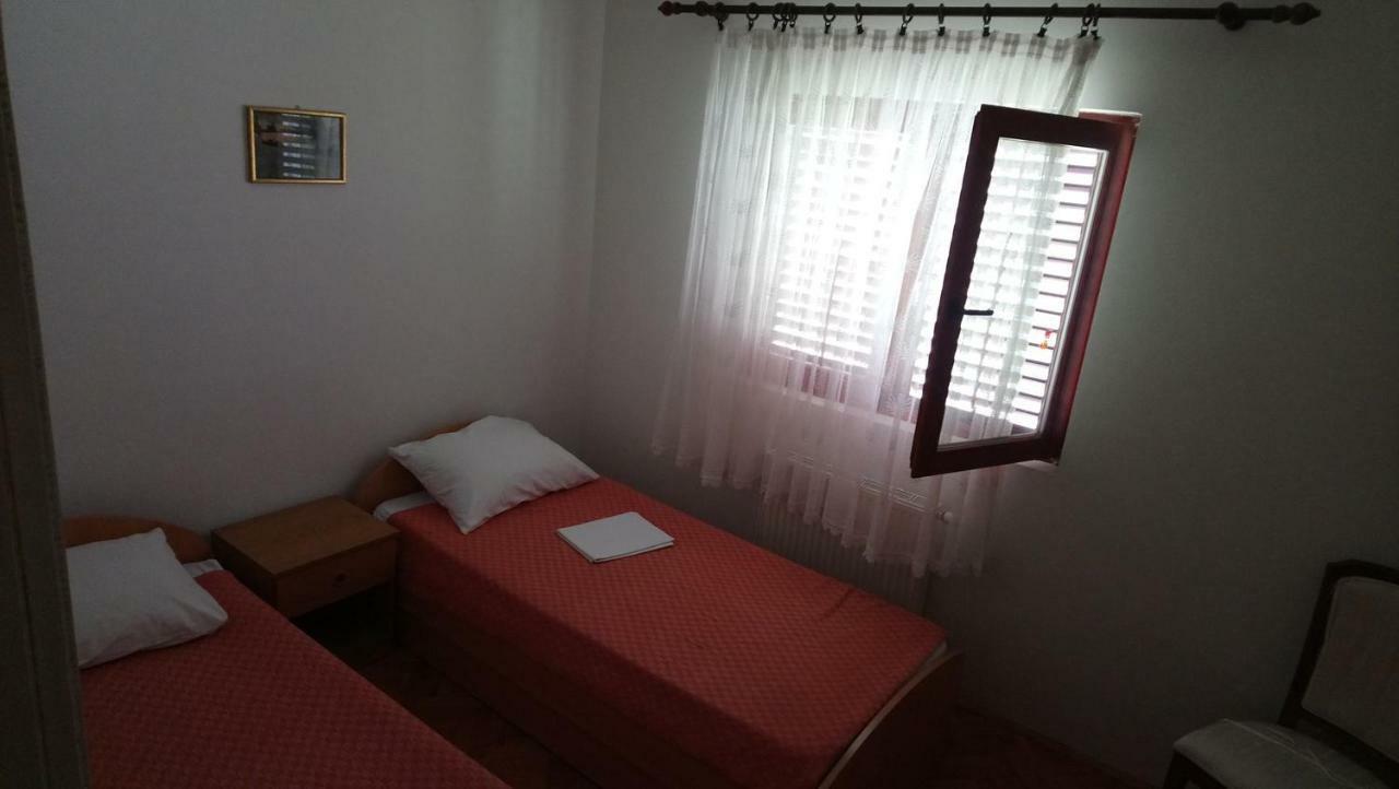 Apartmani Nimcevic Biograd Na Moru Buitenkant foto